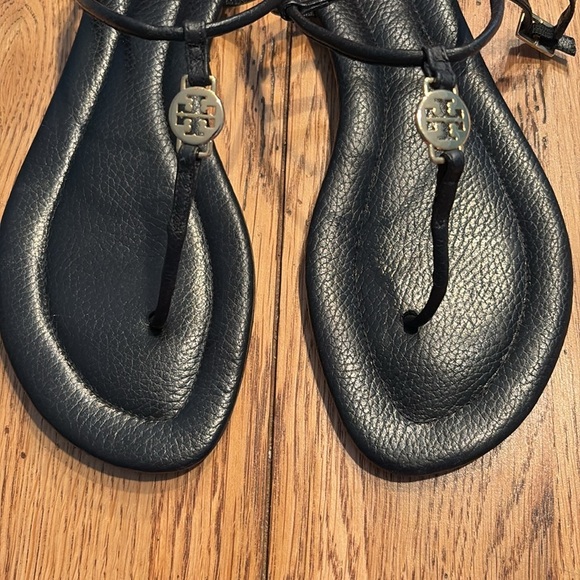 NIB Tory Burch Emmy Sandal. Size 11 - Picture 4 of 7